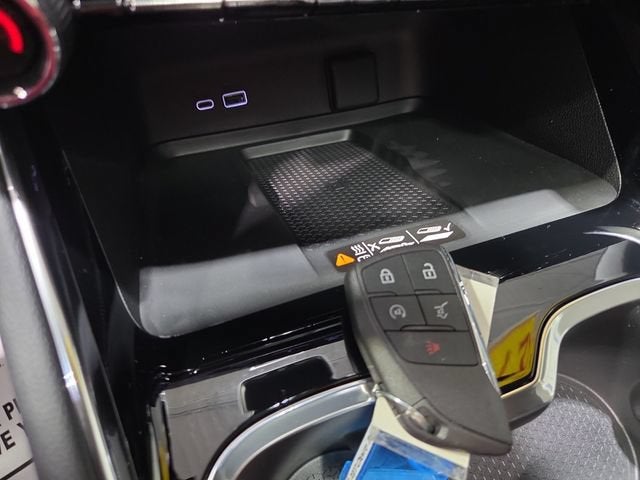 2027 Chevrolet Traverse LT - Photo 51