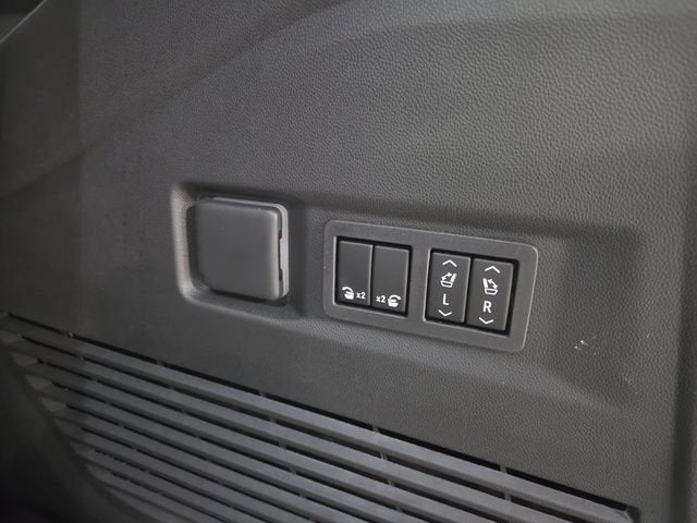 2026 Chevrolet Tahoe Premier - Photo 29