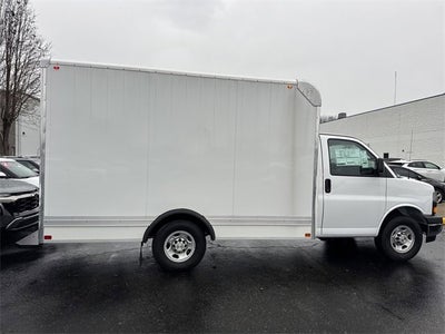 2025 Chevrolet Express Cutaway 3500 1WT