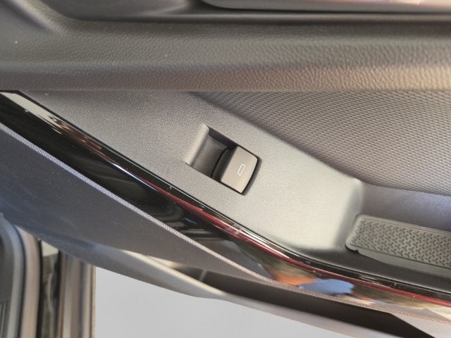 2027 Chevrolet Equinox LT - Photo 36