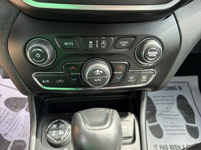 2020 Jeep Cherokee Trailhawk