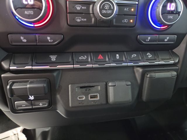 2022 Chevrolet Silverado 3500HD LTZ