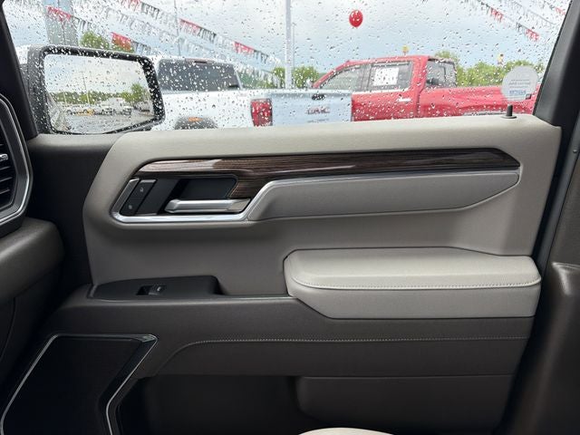 2025 Chevrolet Silverado 1500 LT LT1