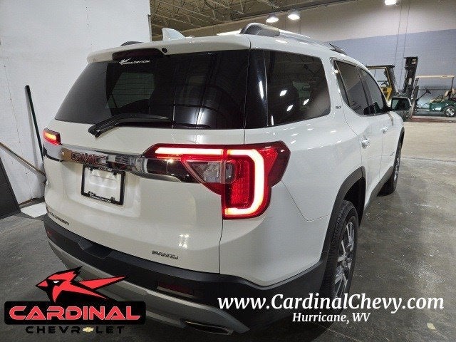 2023 GMC Acadia SLT