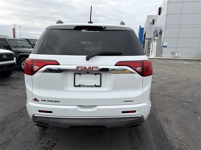 2019 GMC Acadia Denali