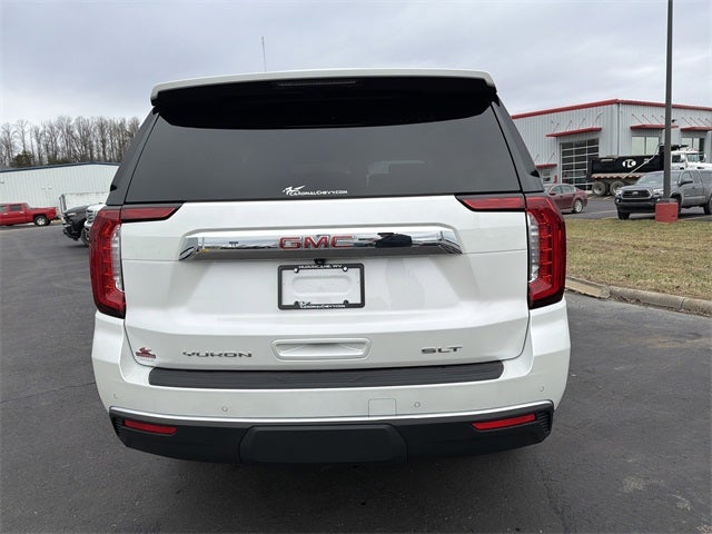 2023 GMC Yukon SLT