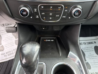 2022 Chevrolet Traverse LT Leather