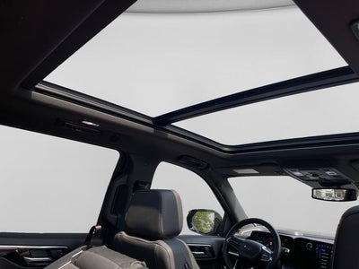 2025 Chevrolet Suburban RST