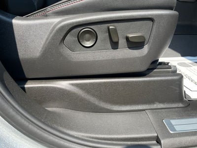 2025 Chevrolet Suburban RST