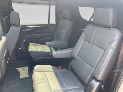 2025 Chevrolet Suburban RST