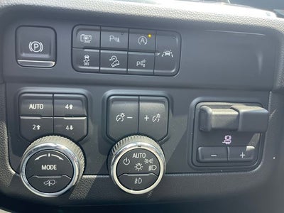 2025 Chevrolet Suburban RST
