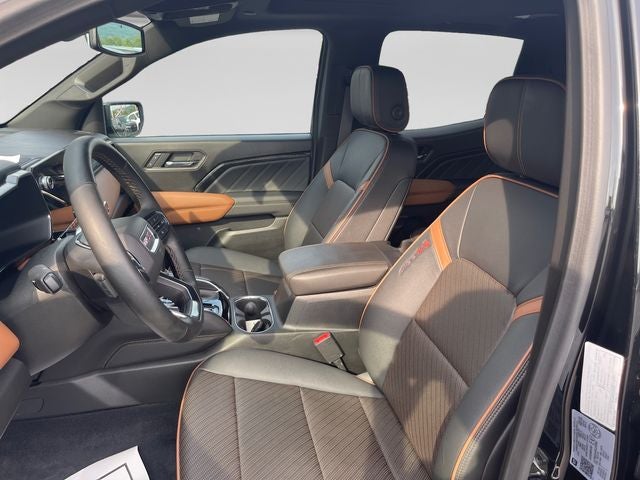 2024 GMC Canyon AT4