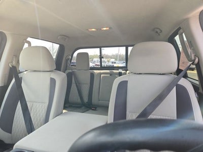 2022 Nissan Titan SV