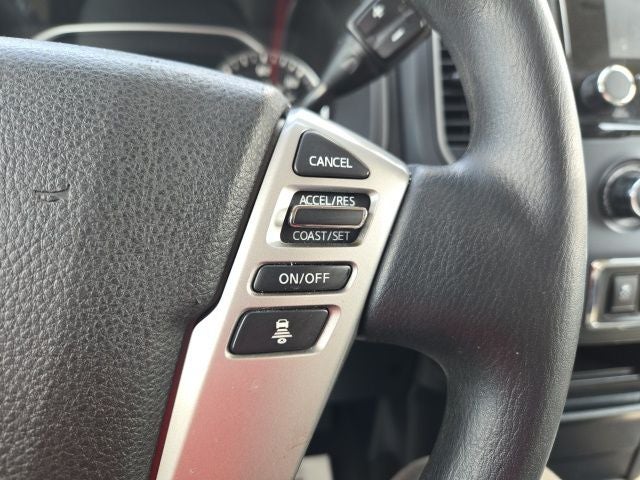 2022 Nissan Titan SV