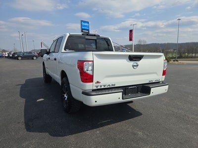 2022 Nissan Titan SV