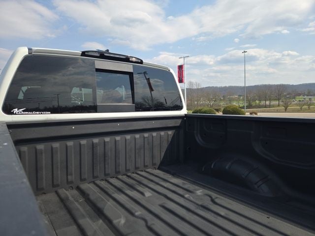 2022 Nissan Titan SV