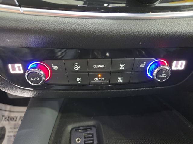 2020 Buick Enclave Essence