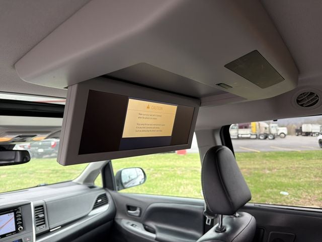 2019 Toyota Sienna SE 7 Passenger