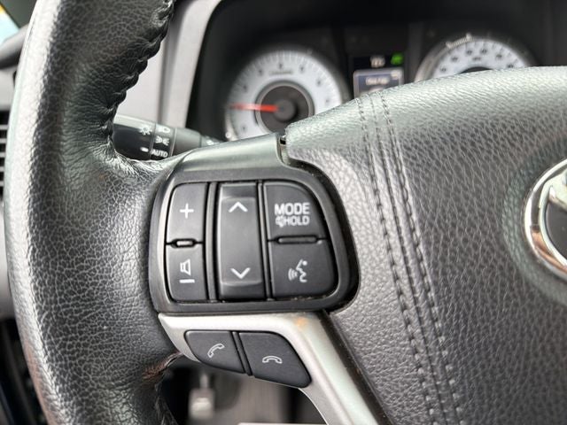 2019 Toyota Sienna SE 7 Passenger