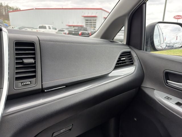 2019 Toyota Sienna SE 7 Passenger