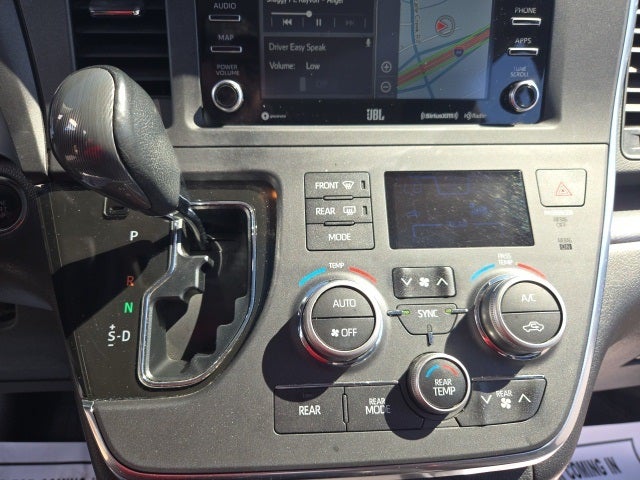 2019 Toyota Sienna SE 7 Passenger