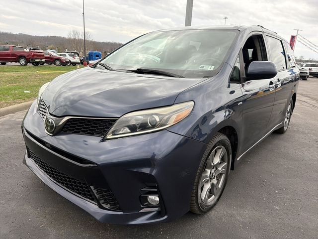 2019 Toyota Sienna SE 7 Passenger