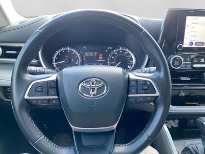 2023 Toyota Highlander LE