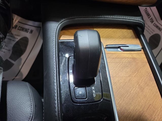 2024 Volvo XC90 B6 Plus Bright Theme 6-Seater