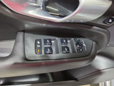 2024 Volvo XC90 B6 Plus Bright Theme 6-Seater