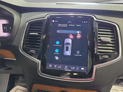 2024 Volvo XC90 B6 Plus Bright Theme 6-Seater