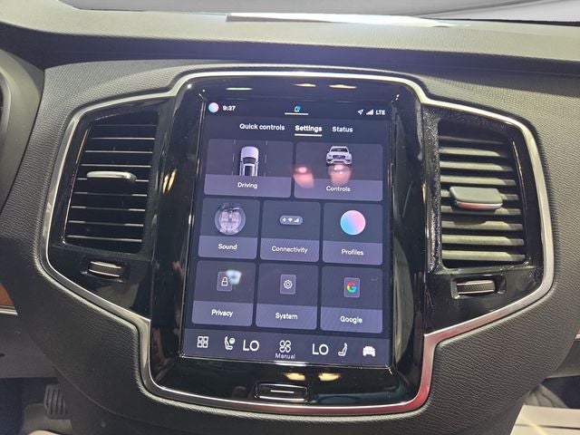 2024 Volvo XC90 B6 Plus Bright Theme 6-Seater