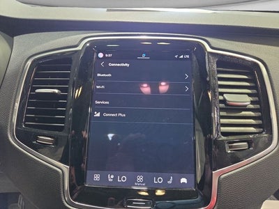 2024 Volvo XC90 B6 Plus Bright Theme 6-Seater